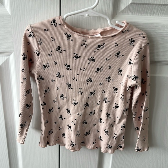 H&M kids top size 3-4 T pink and black florals - Picture 1 of 1